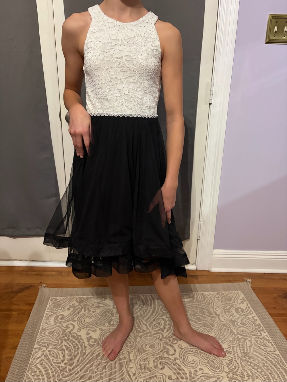 Girls sz 12 White Lace & Black Skirt Two-Tone Party Dress